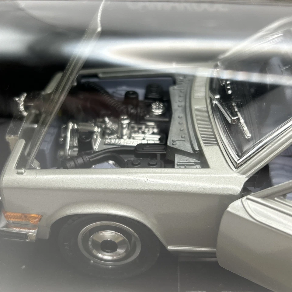 A7 1:22 BBURAGO BURAGO 3003 ROLLS ROYCE CAMARGUE METALLIC GREY - NEW IN BOX - Image 4 of 4