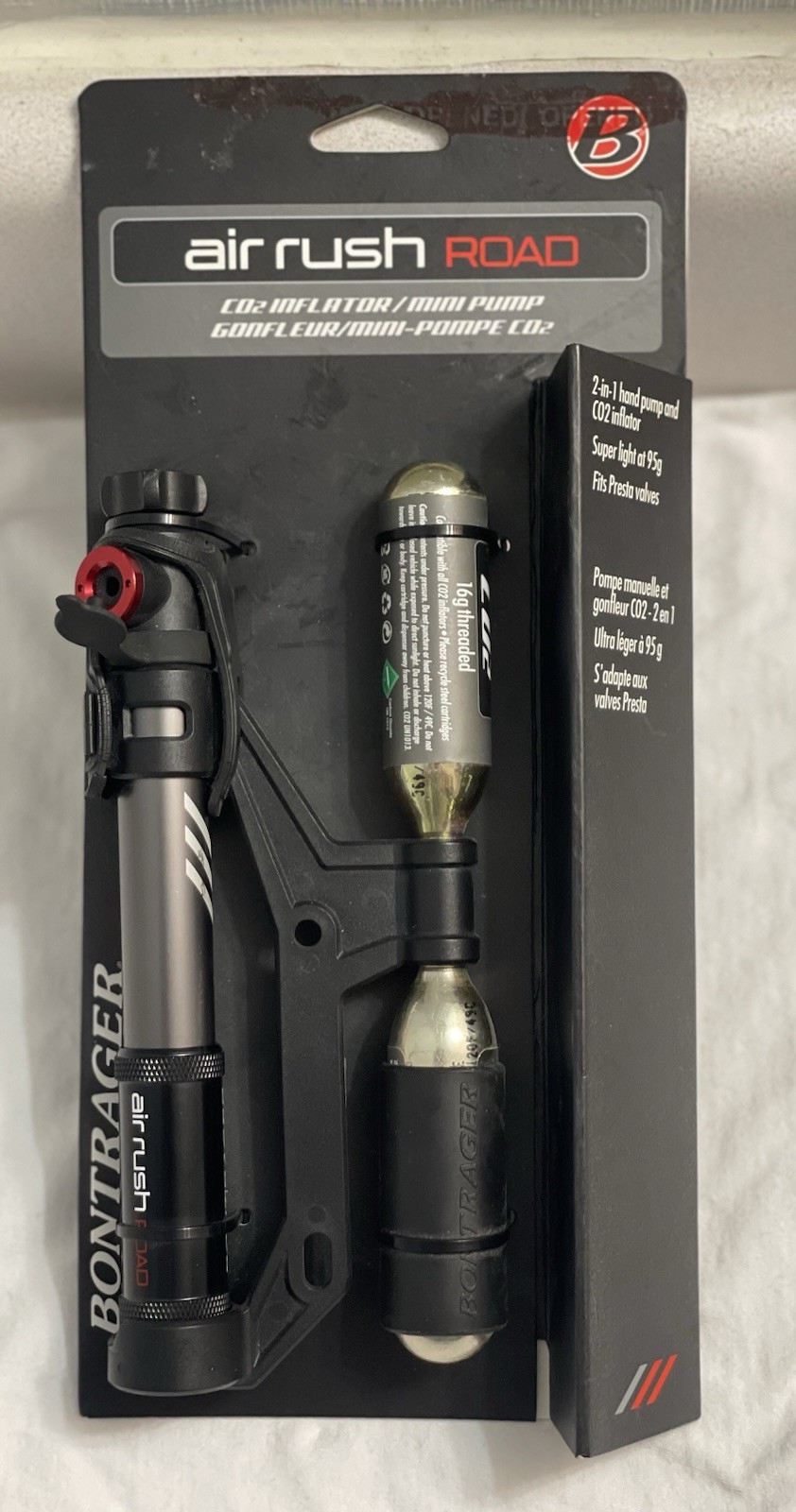 air rush road bontrager 2-in1 co2 inflator/mini pump BRAND NEW!