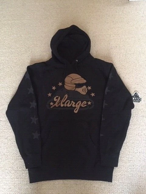 Streetwear hoodie hotsell brands