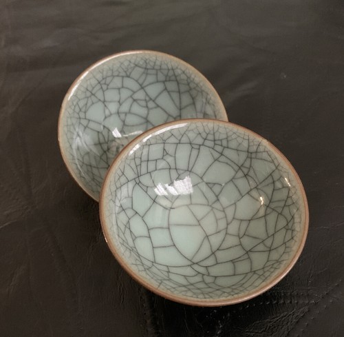 Chinese Crack pattern Porcelain kung Fu Tea Cups Green. 2pcs - Picture 6 of 6