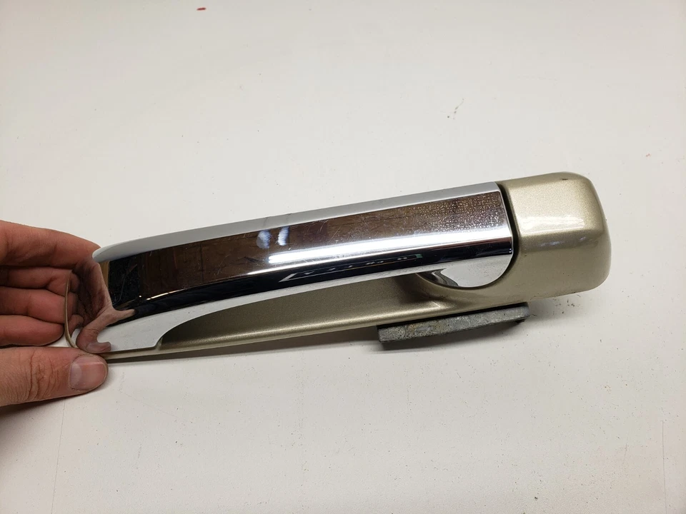 Dodge Ram 2500 3500 2010-2018 manija de puerta del pasajero delantero derecho dorado Foto 3 de 4