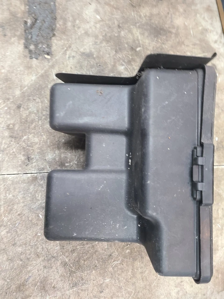 Yamaha Enticer ET 400 1990 caja herramienta 8W6-77381-00-00 AT710 Foto 2 de 4