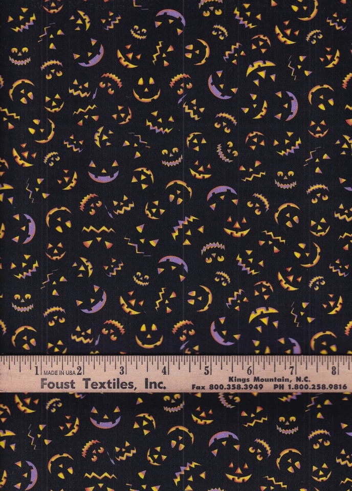Alta Moda Halloween Mini Calabazas Brillan en la Oscuridad 100% Algodón Precio por Yarda Foto 3 de 3