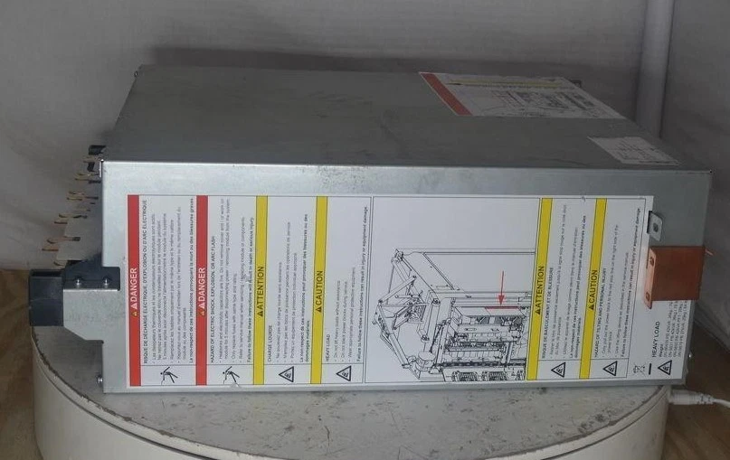 Bloque de alimentación ASSY APC/Schneider Electric 0N-9850 42KVA PF1 400/480V VER NOTAS Foto 3 de 4