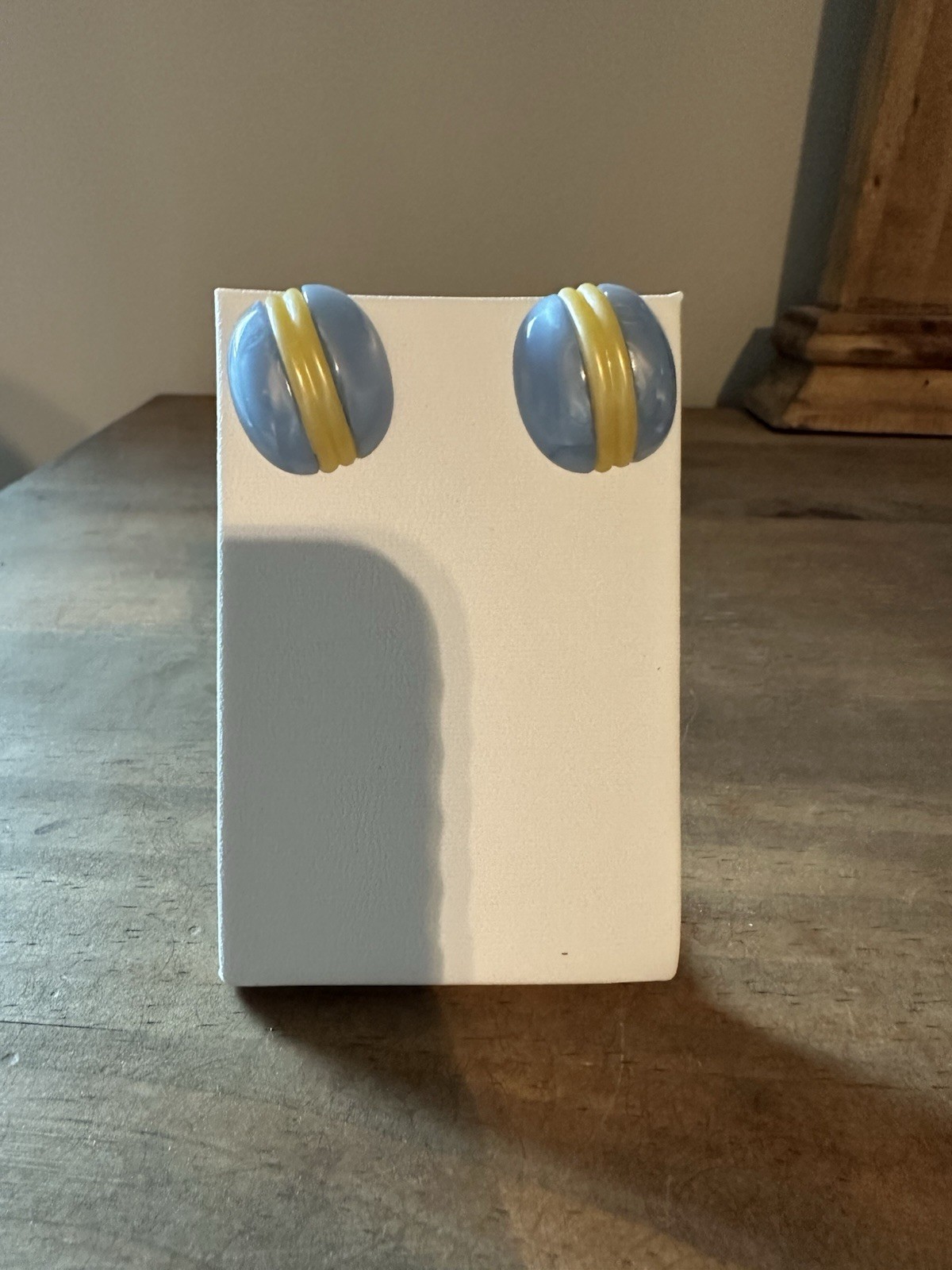 Vintage Earrings Pierced Post Stud Blue Tan Ribbed Accent Jewelry Costume