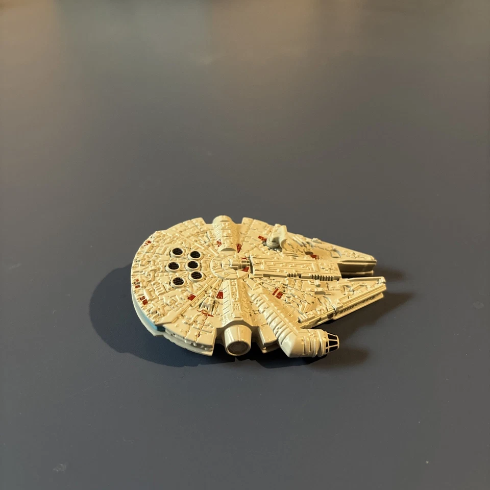 2016 Star Wars Mini Millennium Falcon LFL CKJ66 3,5 дюйма - Изображение 3 из 4