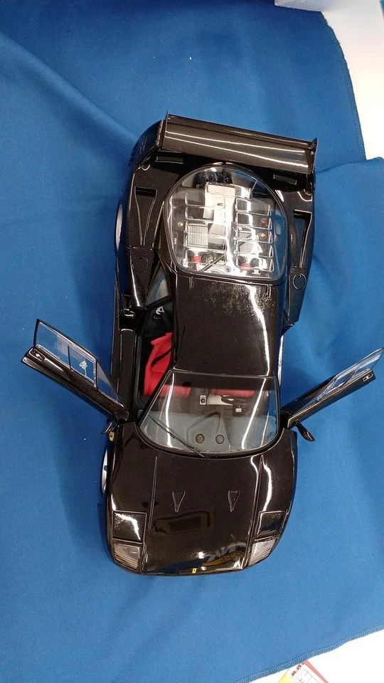 Kyosho Model Number:1/12 Ferrari F40 Lightweight LM - Image 2 of 4