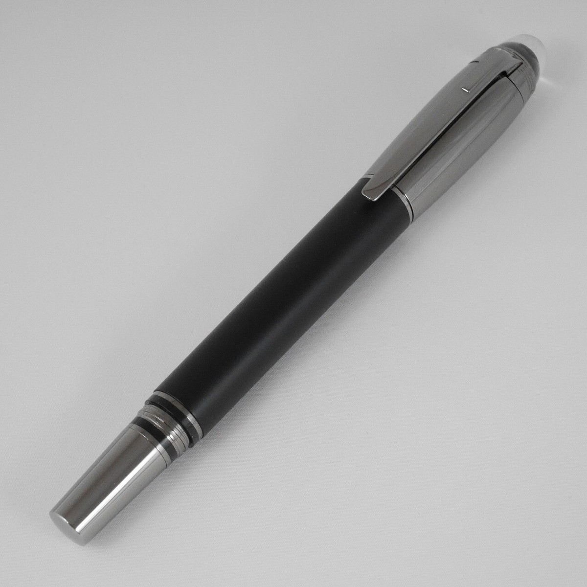 MONTBLANC 万年筆 ブラック×シルバー Montblanc Starwalker Ultra Black Doue Fountain Pen M (MINT) FREE