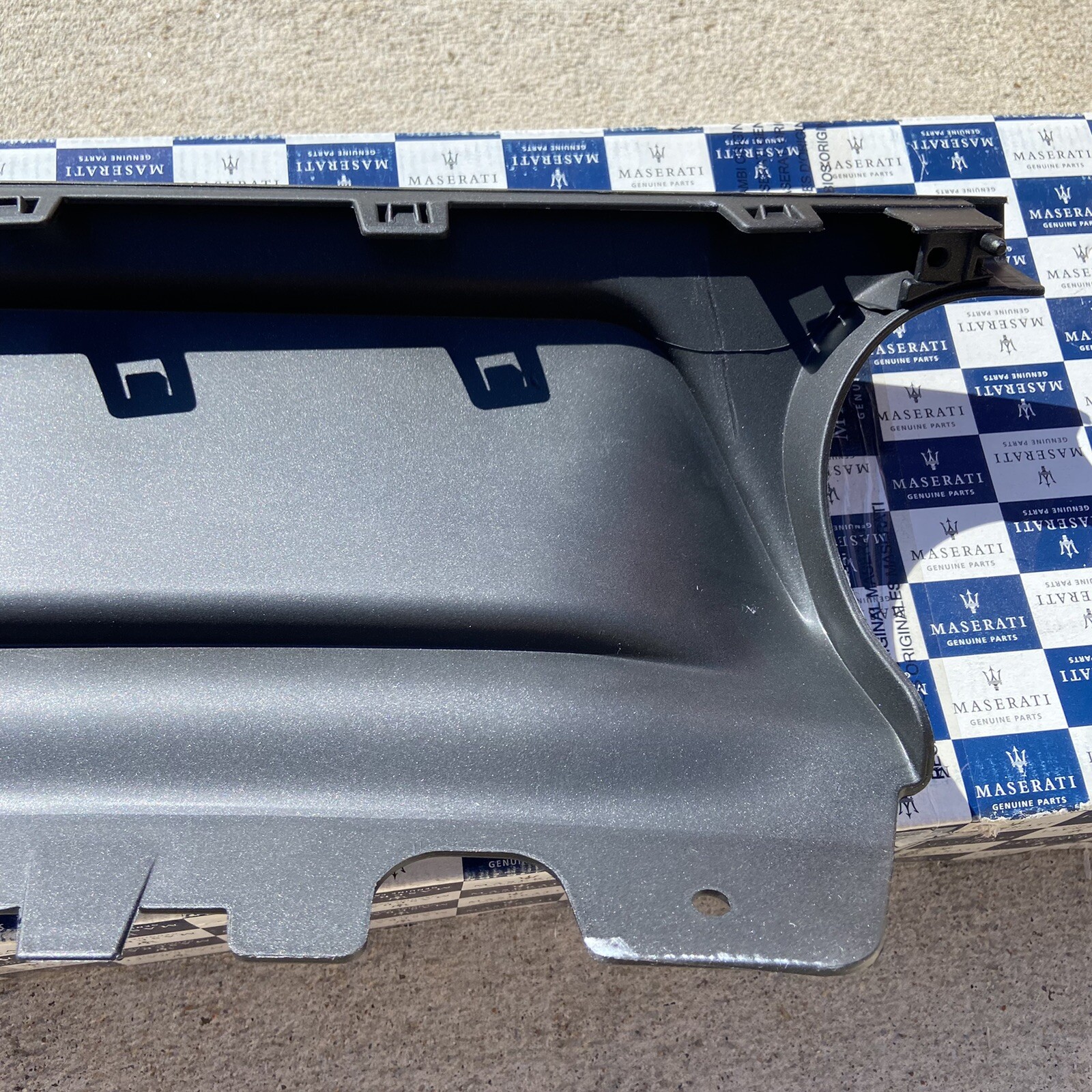 2014 - 2017 Maserati Ghibli Rear Bumper Lower Valance Trim Panel 670010777