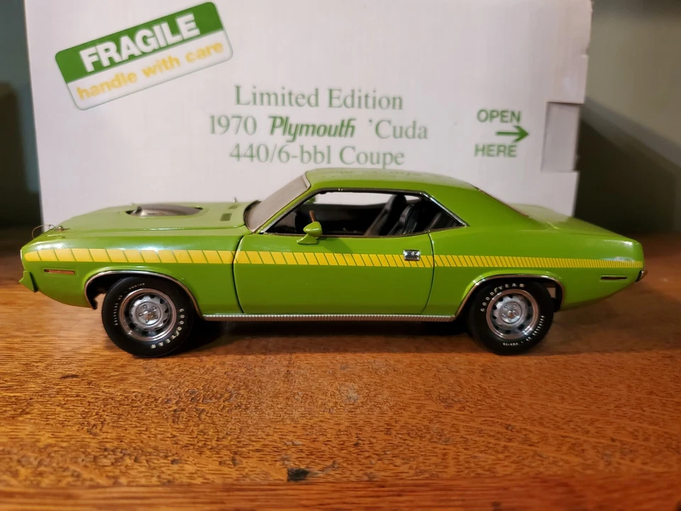 Coche diecast Danbury Mint 1970 Plymouth Cuda 440/6-bbl Hemi cupé escala 1:24 LE Foto 4 de 4