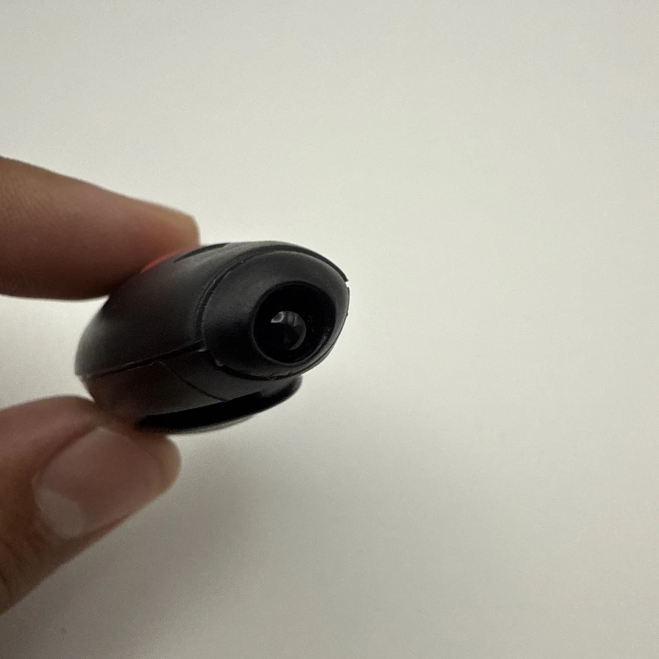 Remote Control RC-30 Black with Red Button – Replacement Remote Untested - Image 3 of 4