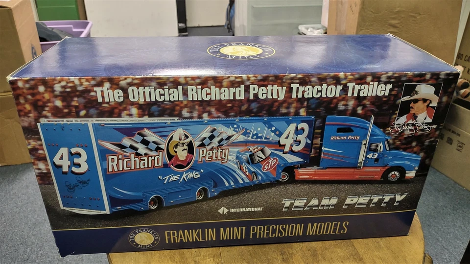 Remolque tractor Richard Petty STP #43 Franklin Mint Precision Models escala 1:43 Foto 3 de 4