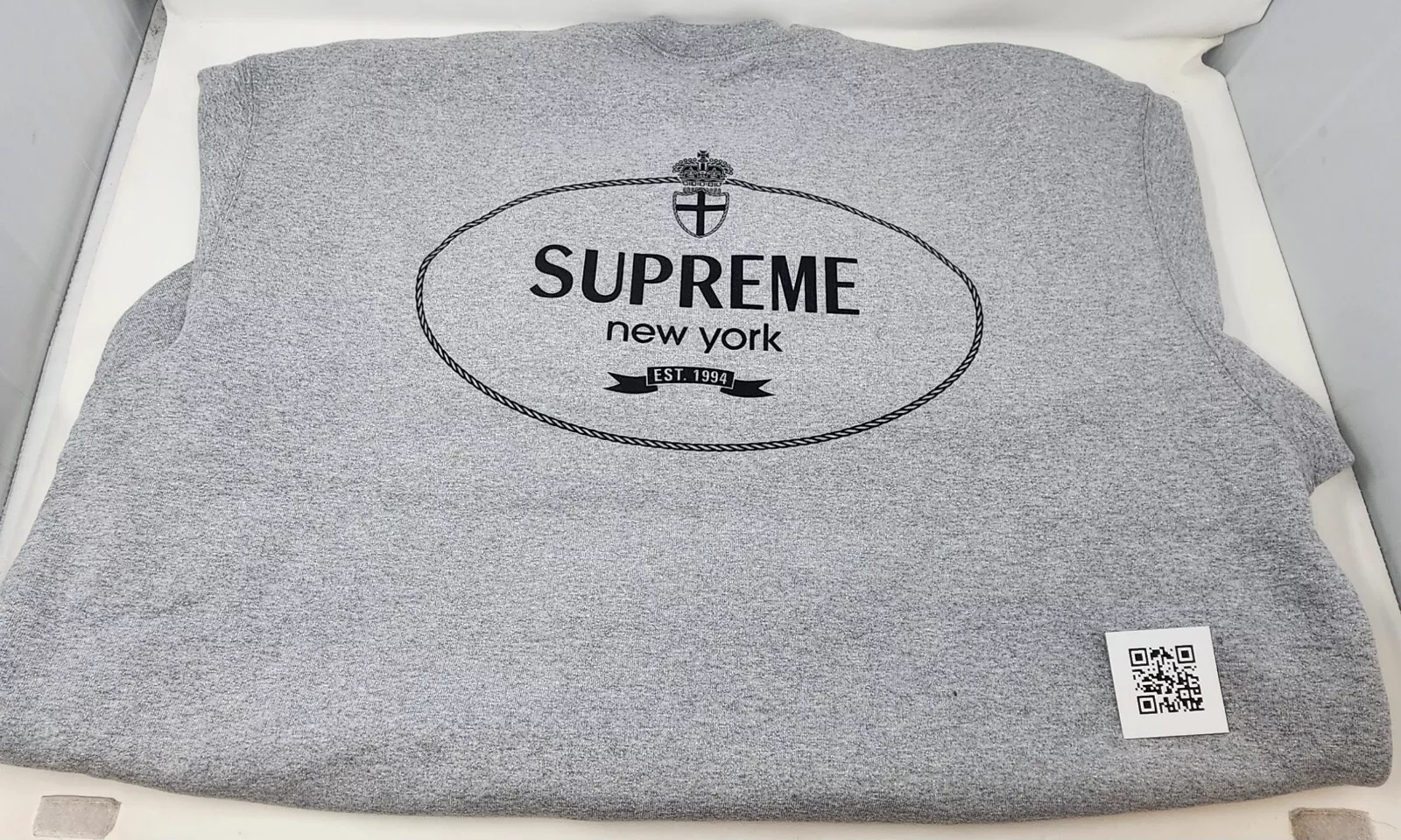 Supreme Crest col rond New York gris taille XL