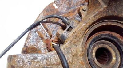 Subaru Outback 2000 ABS Sensor (ABS WHEEL SPEED SENSOR) front righ #712037-18