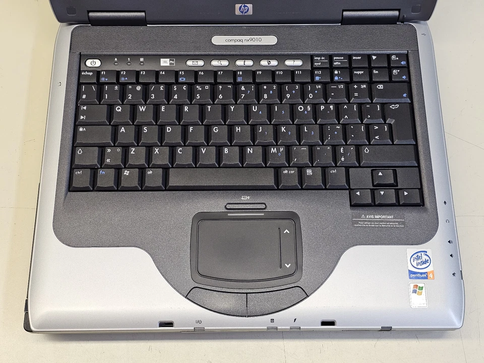 HP/Compaq NX9010 14.1" Pentium 4-M 2400 + 1GB + 40GB Windows XP Pro TESTED - Image 4 of 4