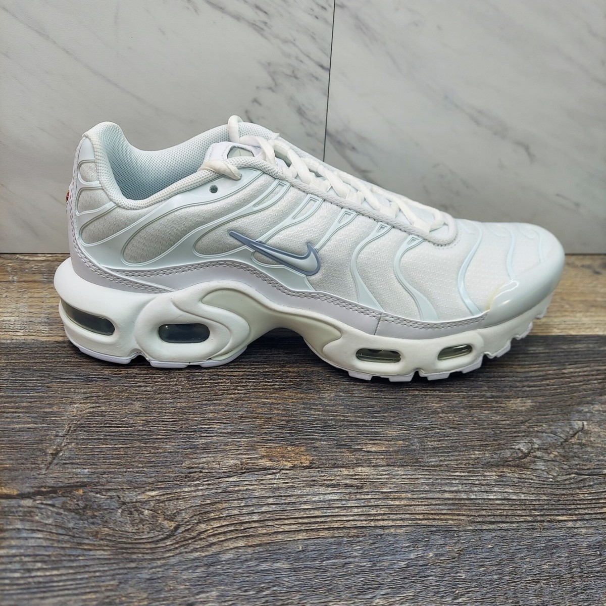 Nike Air Max Plus GS Shoes Triple White CW7044-100 Youth
