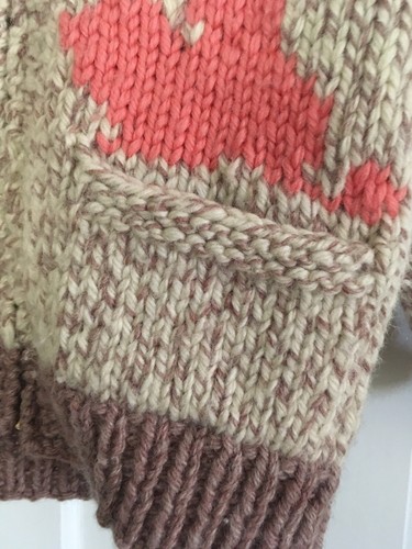 VINTAGE 50s- 60s Child's HAND KNIT COWICHAN SWEATER Poodles zip EEUC!! @ 6-8 - Picture 7 of 10