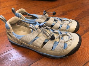 keen women's water sandals