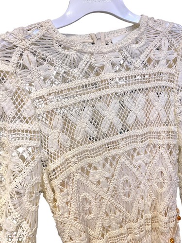 Vestido Midi de Encaje Cinta Zimmermann Cirra | Superposición, Crochet, Cinturón de Cuentas, Deslizante - Imagen 11 de 12