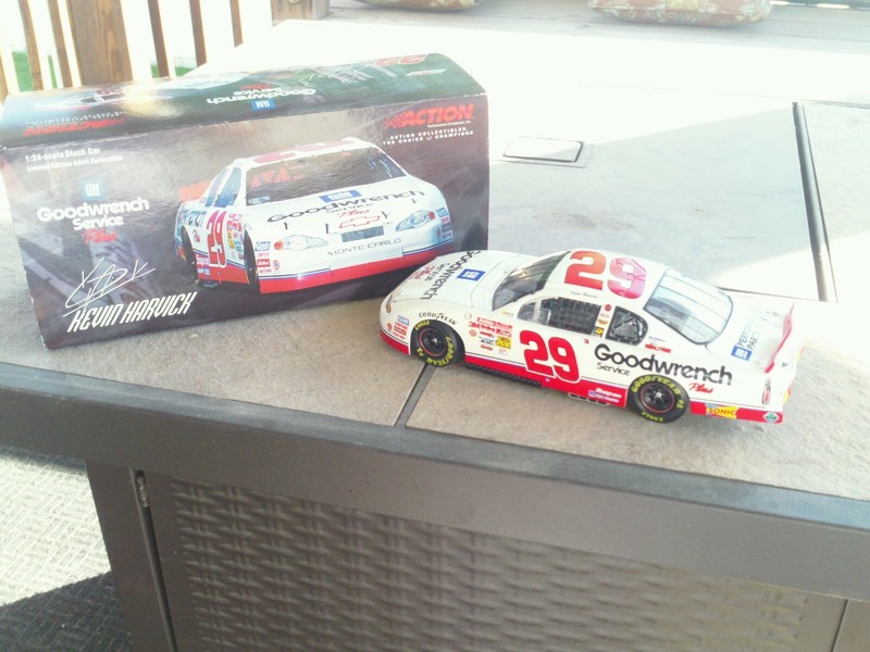 1/24 Kevin Harvick Goodwrench Service Plus Rookie Car