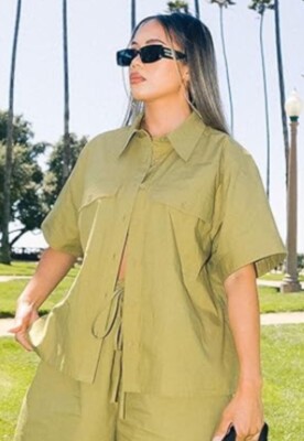 The Drop By@Mscrissy Work Shirt Green In Womans Size L BRAND NEW