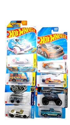 Lot of 8 Hot Wheels Mixed Series Fast Foodie HW Screen Time Compact Garage Haco