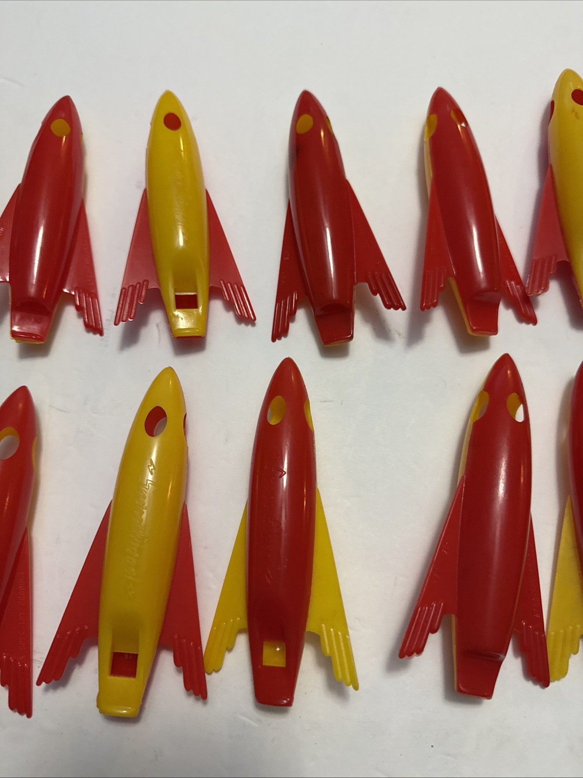 VINTAGE Lot Of 16 SPEC-TOY SPACE SIGNAL ROCKET WHISTLES MADE IN USA