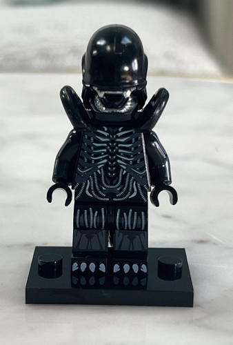ALIEN XENOMORPH LEGO Custom Pad Printed MINIFIG FIGURE Queen Mouth - Picture 1 of 2