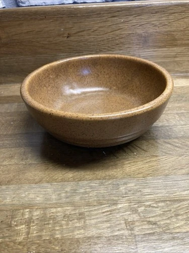 Vintage Monmouth Maple Leaf Brown Speckled Stoneware Serving 6x2 Bowl