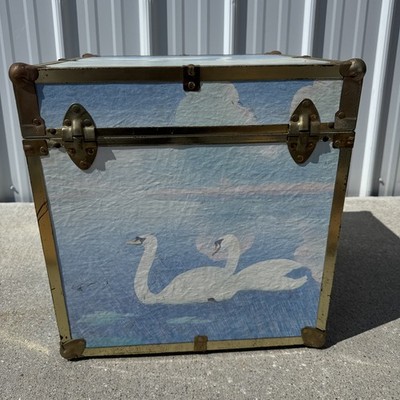 小物 WILD SWANS PONT Vintage Swans, Pond Scene Wood Brass Storage 16.5” Tall Blanket