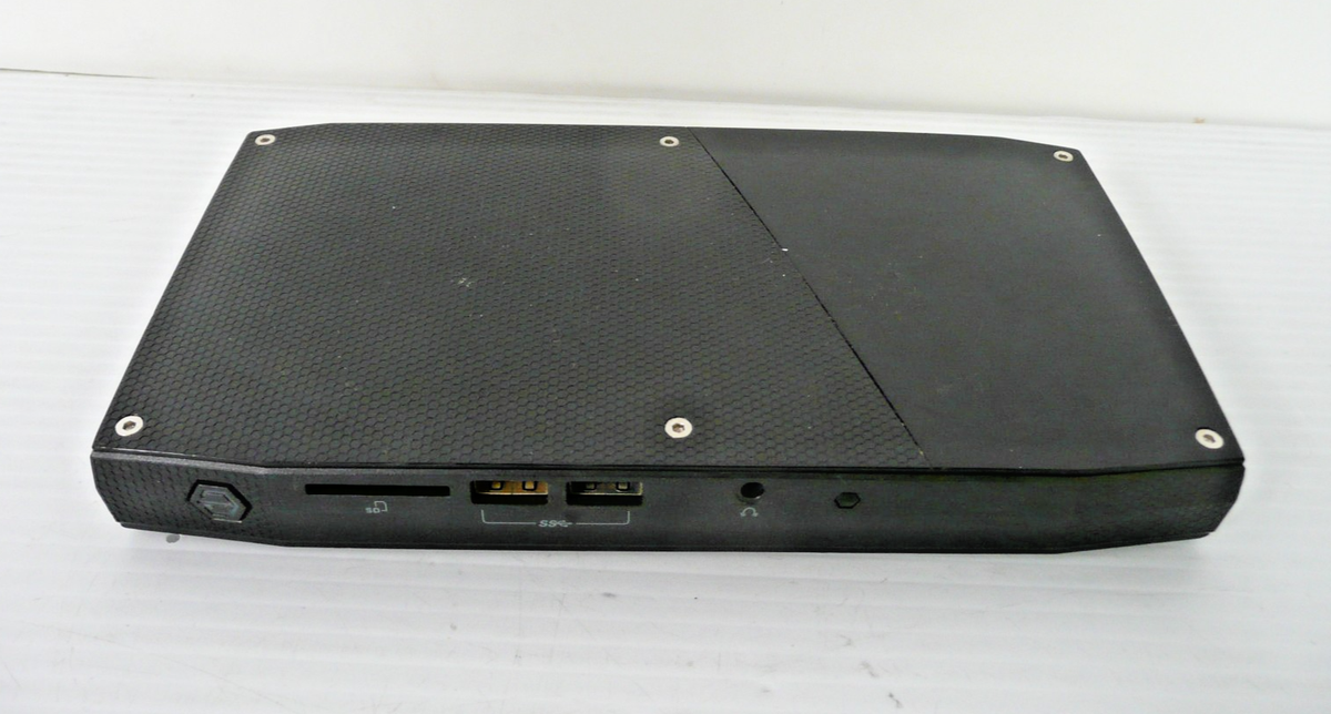 Intel NUC6I7KYK NUC Mini Core i7-6770HQ 32GB DDR4 1TB SSD - Skull