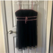 XOXO Collection Sz 13/14 Black Babydoll Style Dress with pink ribbon.