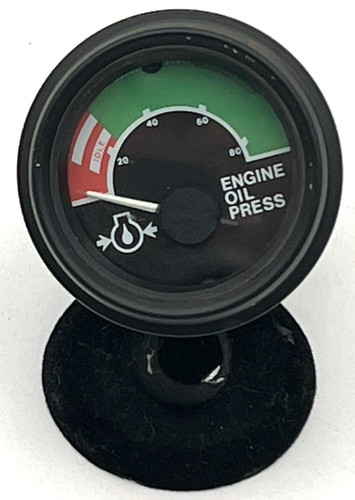 JOHN DEERE OIL PRESSURE GAUGE 490-CY, AT 37411, M-11
