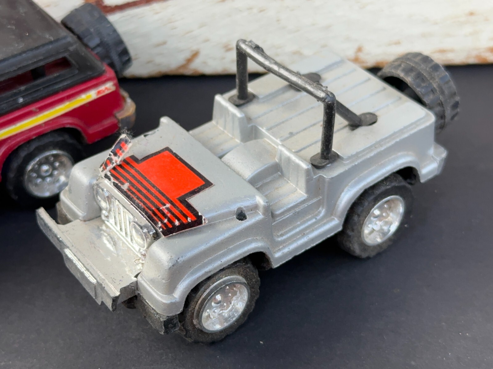 Picture 2 of 10