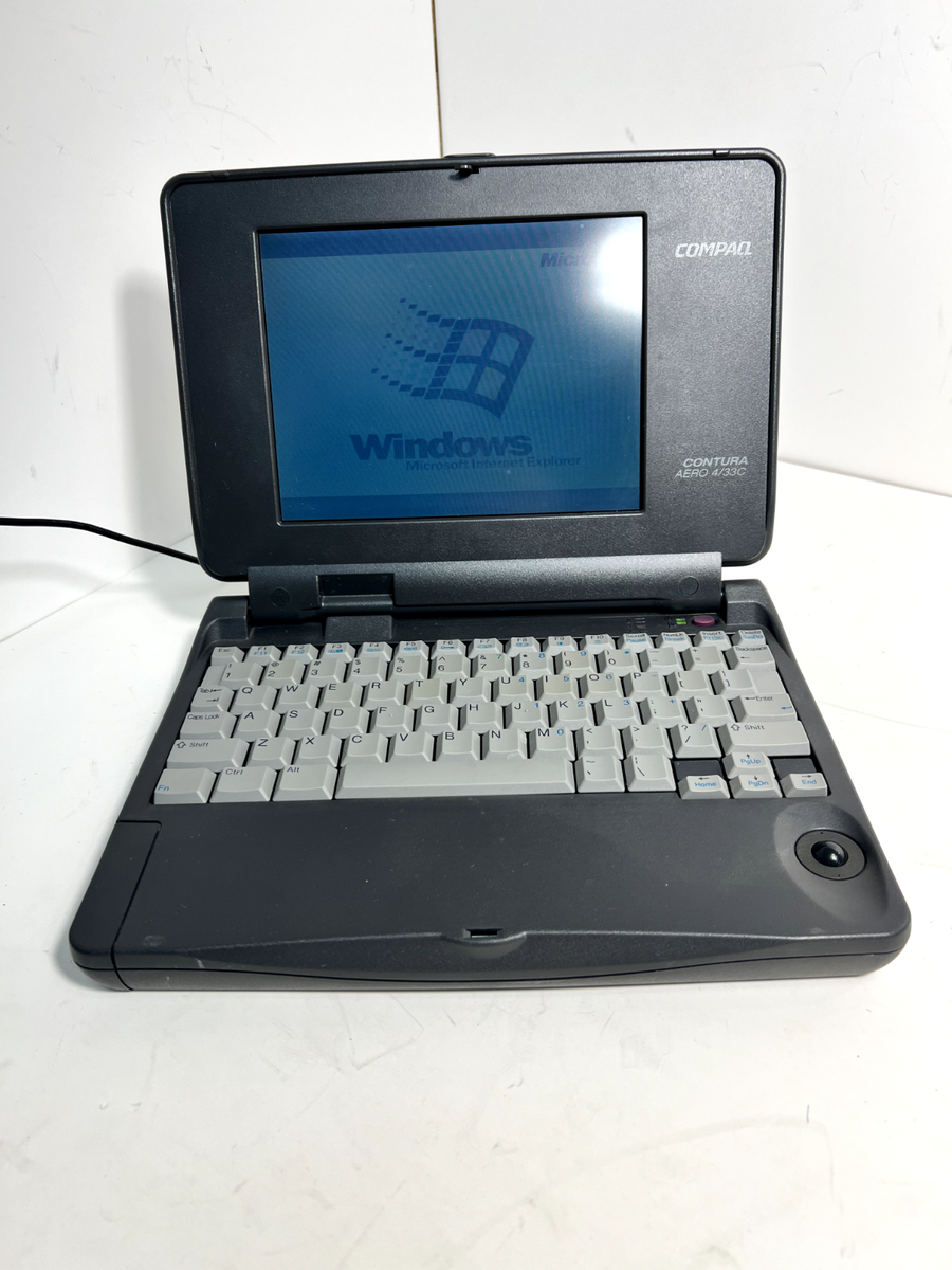 Compaq Contura Aero 4/33C Vintage Laptop Computer 8MB RAM 160 MB