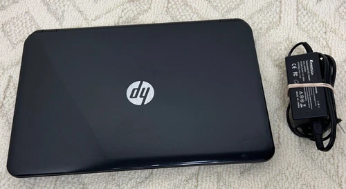 15” HP 15-g067nr Touchsmart Notebook Pc 4GB Mem 750GB HD AMD Radeon HD 8330 READ