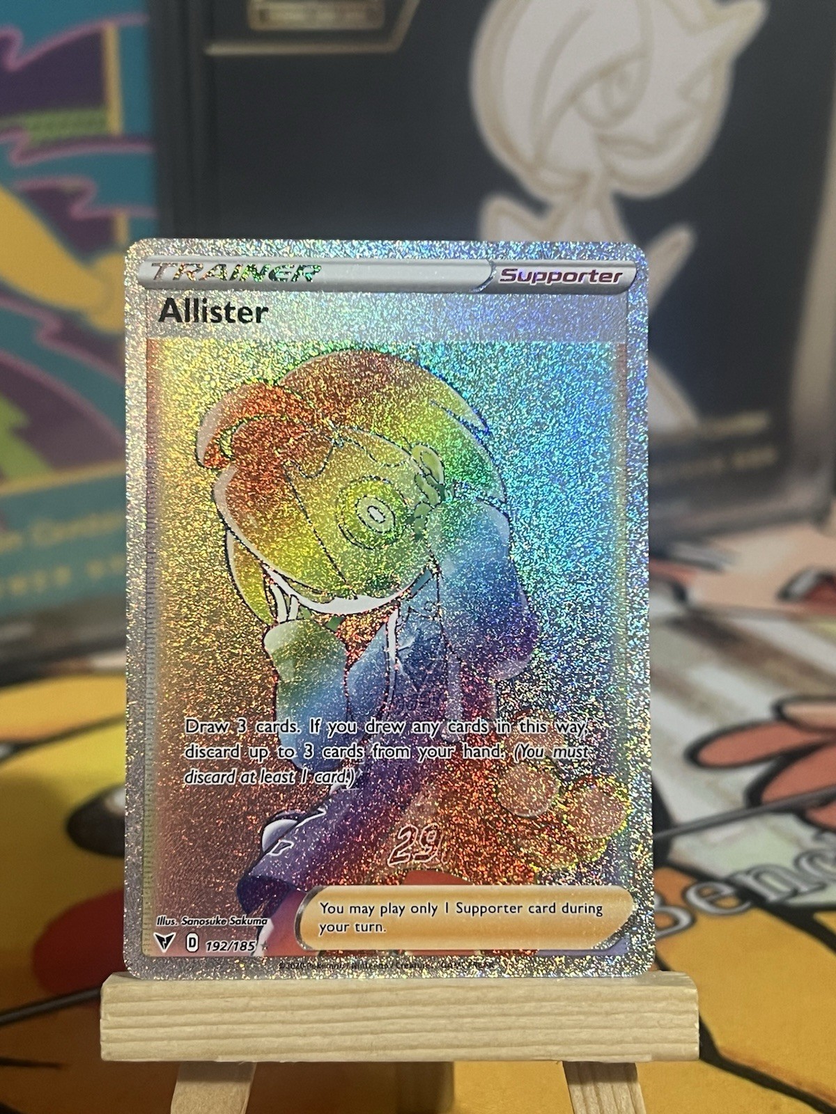 Pokémon Allister Secret Rare Trainer Holo 192/185 Vivid Voltage Card