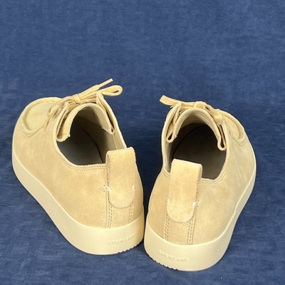 Everlane tan suede desert shoe moccasins - minimal gorpcore wallabee shoes Everlane Men main image 2