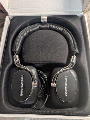 Bowers & Wilkins P5 Series 2 Mobile Hi-Fi Headphones Wired Mic iPhone iPod iPad
