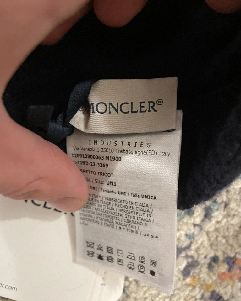 Moncler Berretto Ribbed Wool Beanie | NWT | 100% Authentic | Navy | UNI - Image 3 of 4