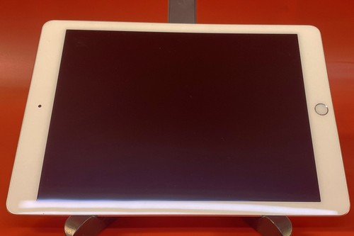 Apple iPad Pro 9.7" 2016 - Silver 128 GB - A1673 (Wi-Fi) - See Pictures and Desc - Picture 8 of 15