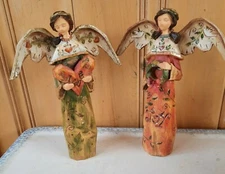 2 Roman Inc Christmas Angels Carved Resin with Gold Accents Joy, Love