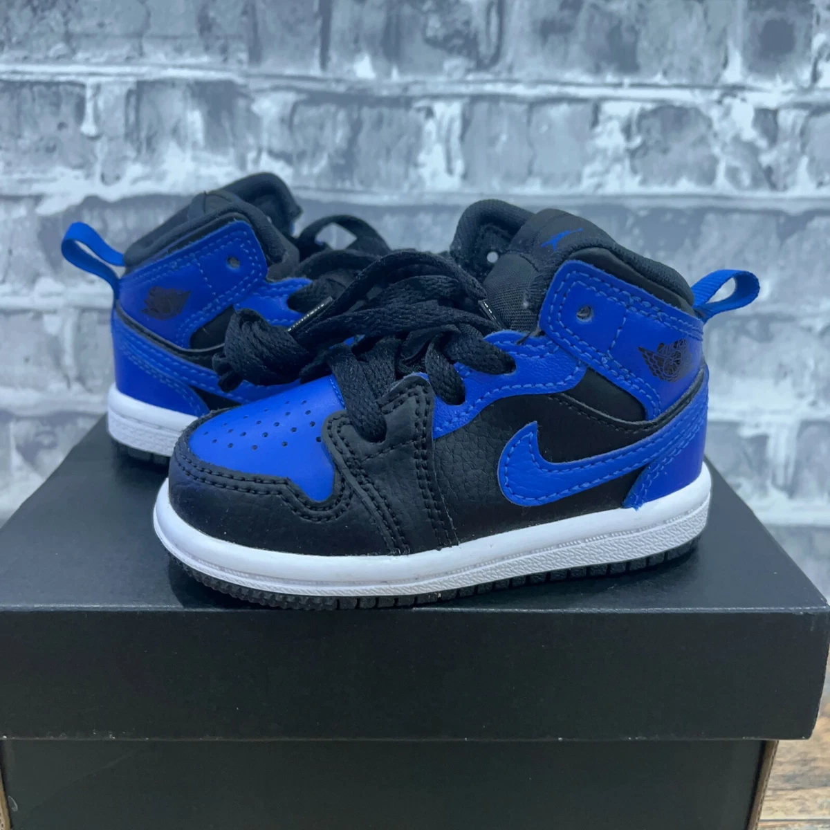Nike Air Jordan Retro 1 Mid Hyper Royal Blue TD 640735 077 Rare