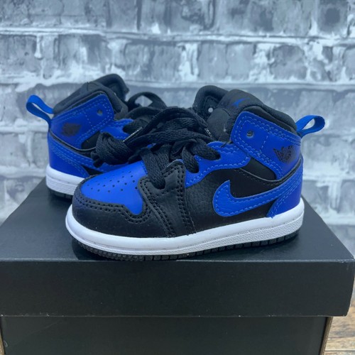 Nike Air Jordan Retro 1 Mid Hyper Royal 