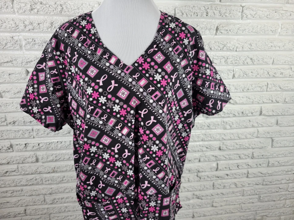 Blusa Médica Melocotones 3XL Manga Corta Rosa Concientización sobre el Cáncer de Mama Bolsillos con Cinta Foto 3 de 4