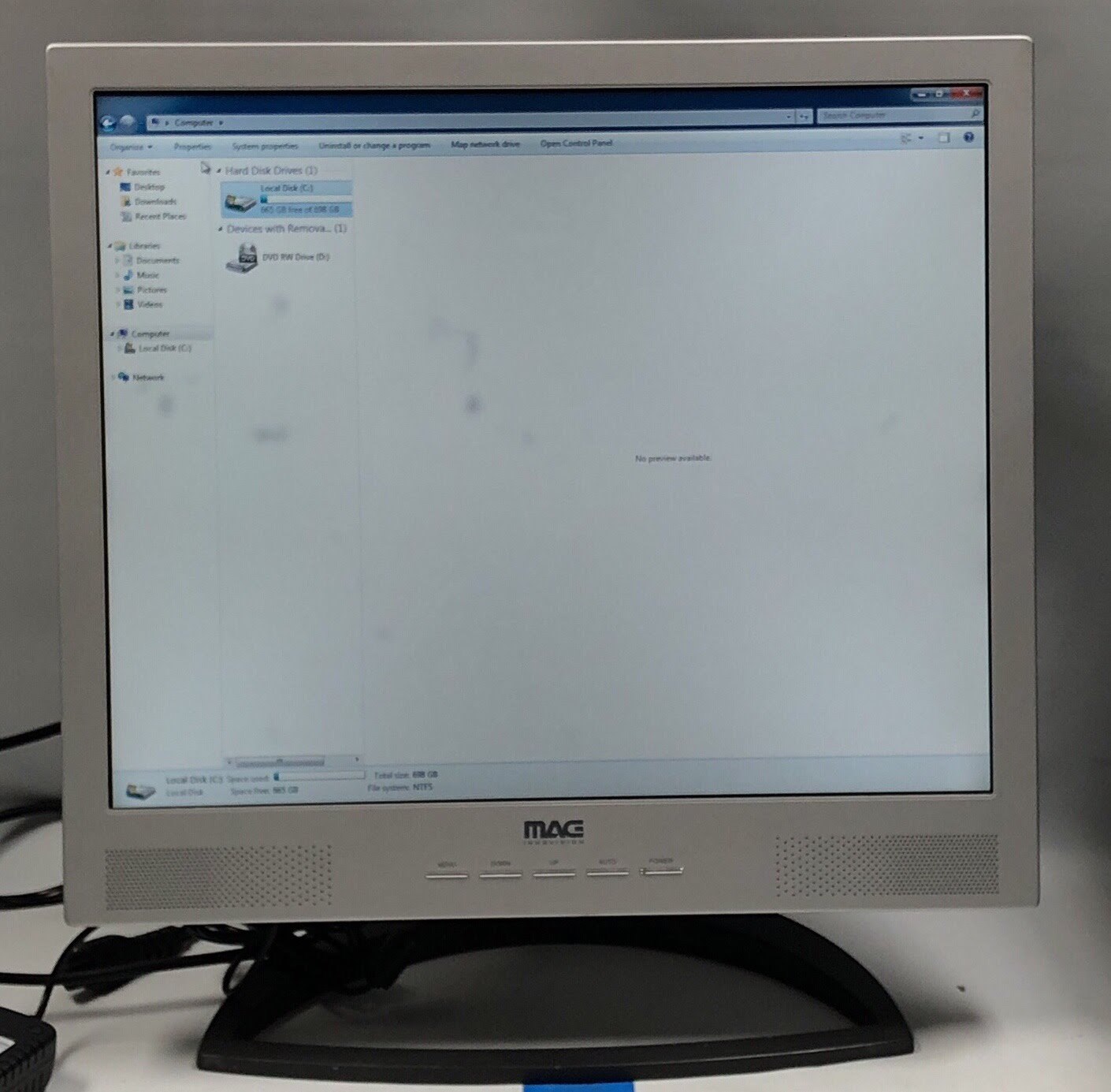 MAG Innovision Mag Innovision LT 976s 19" LCD Monitor 789806003308 eBay