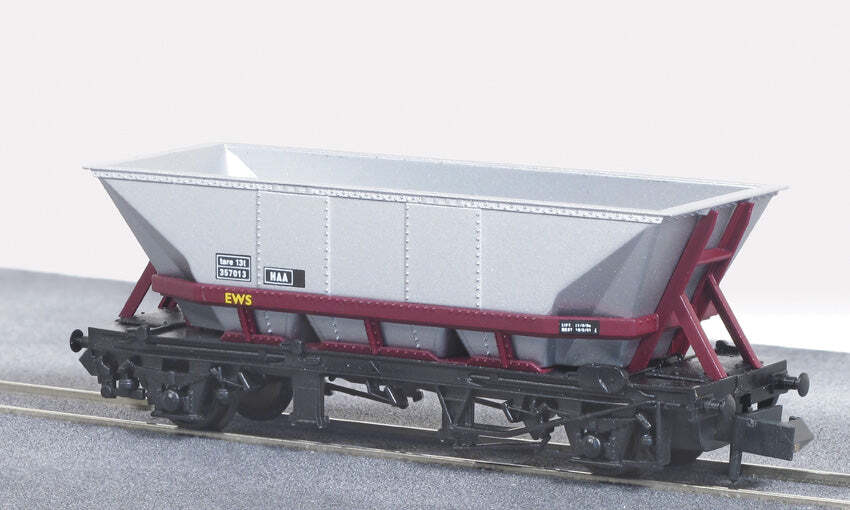 Peco NR303 N Gauge EWS HAA Hopper Wagon