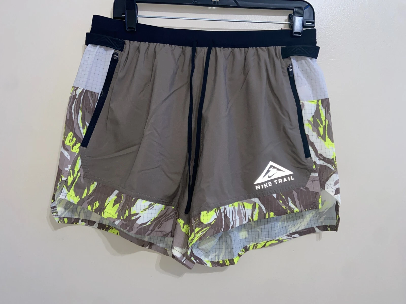 Nike Flex Stride Trail 5” Running Shorts Men's Size L Grey Green DM4652-040 NEW
