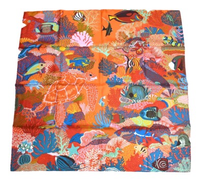 エルメス HERMES スカーフ カレ90 UNDER THE WAVES HERMES エルメス スカーフ カレ90 『UNDER THE WAVES（アンダー