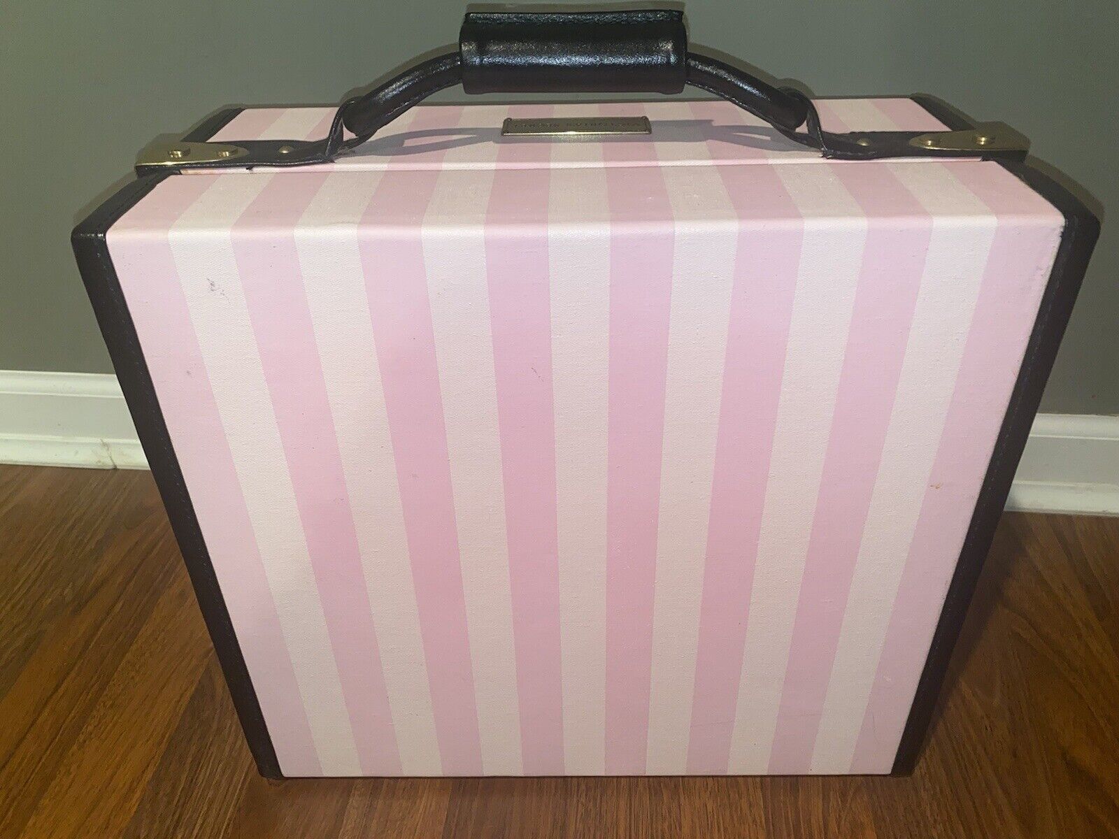 Vintage Victoria’s Secret Store Display Luggage Prop Pink RARE VS